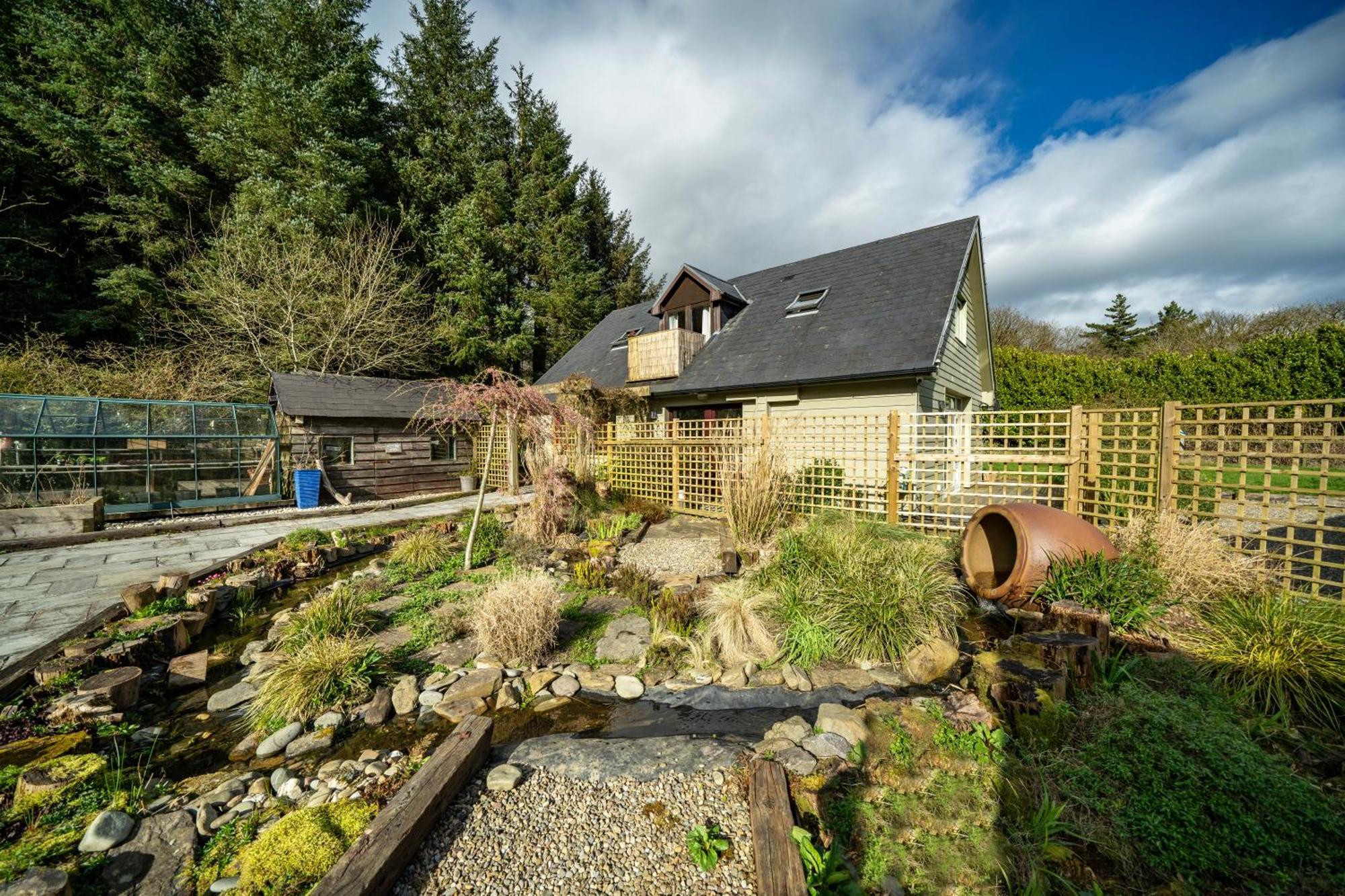 The Bird House - Coastal Lodge In Lovely Forest Setting Nr. Kinsale Корк Экстерьер фото